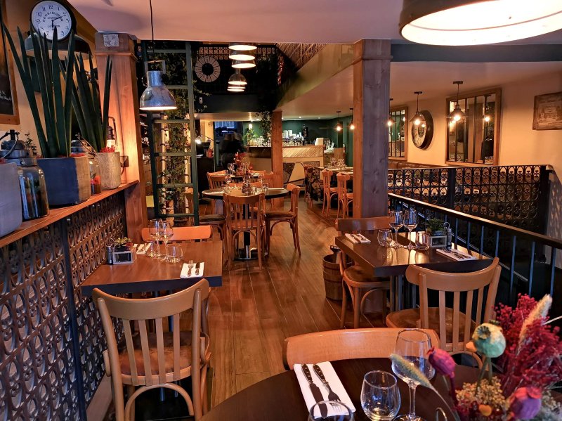 O Bistro Des Artistes
