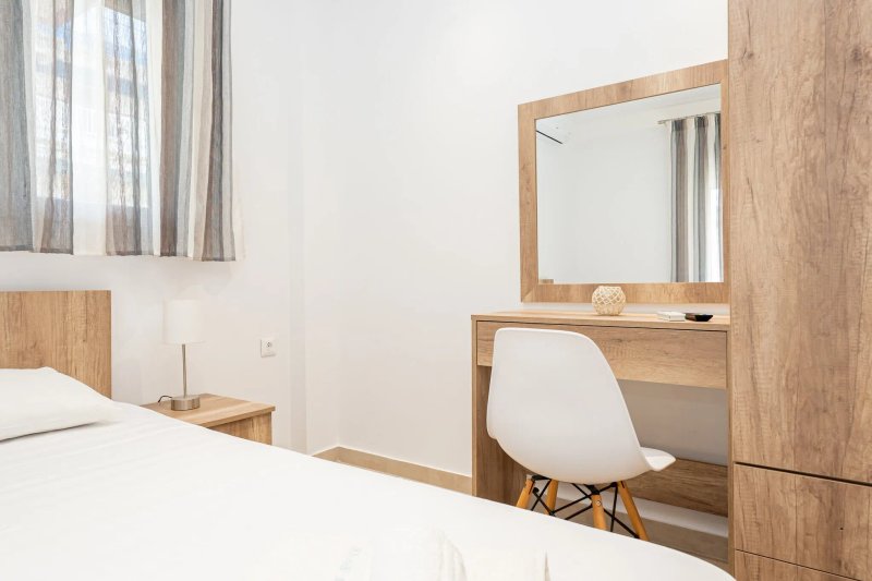Milonas House Apartments
