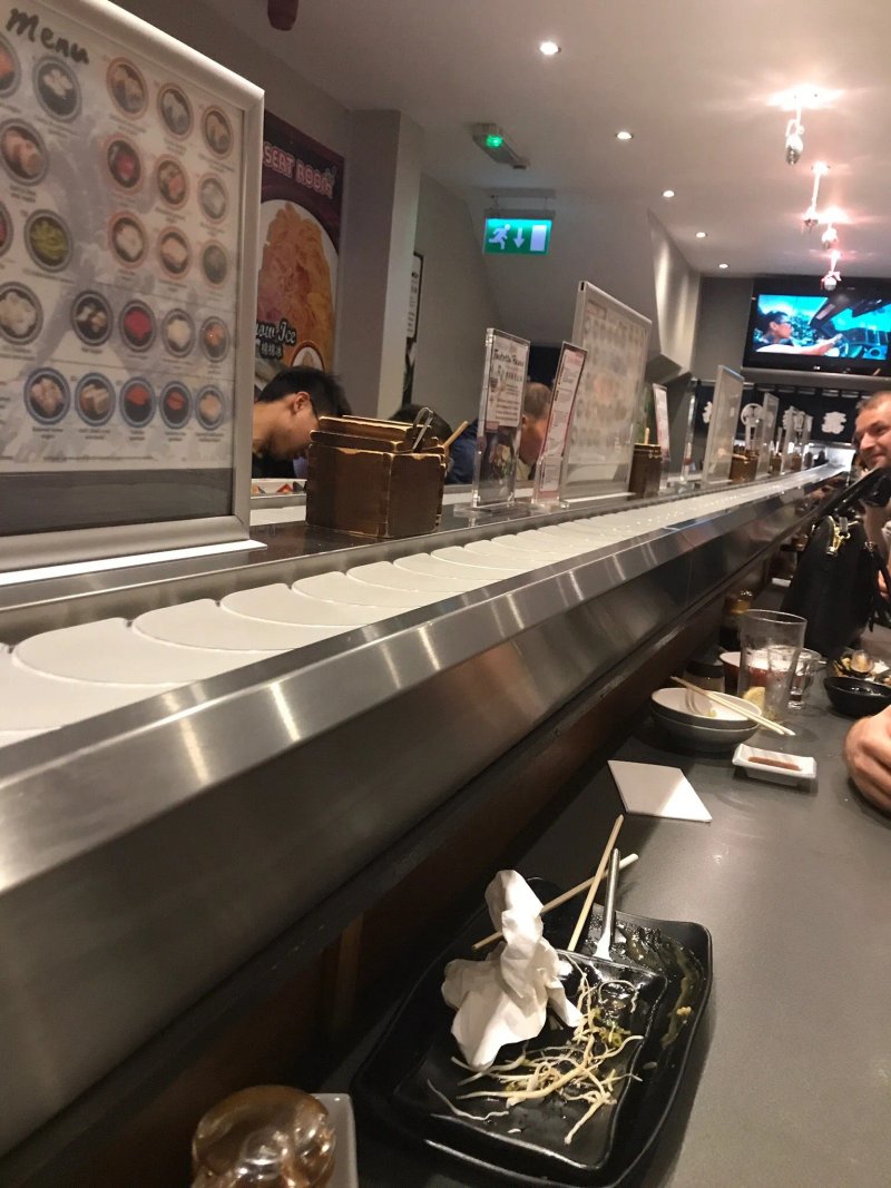 Wazuzhi Ramen & Sushi