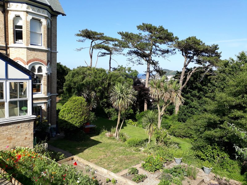 Westwell Hall