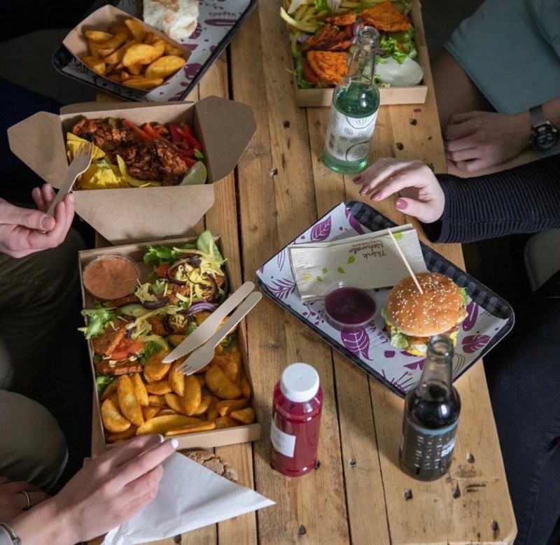 Las Vegan's Karavan
