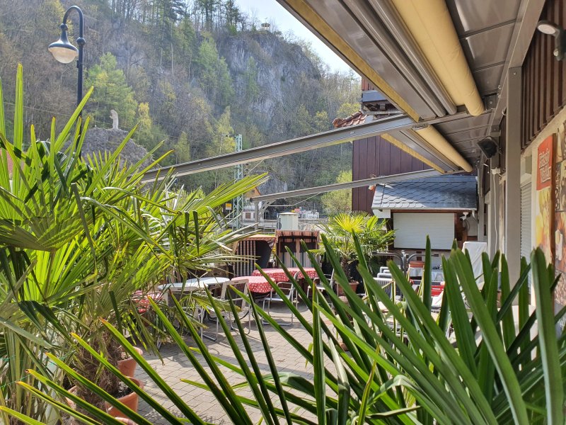 Numero1-pension Und Cafe