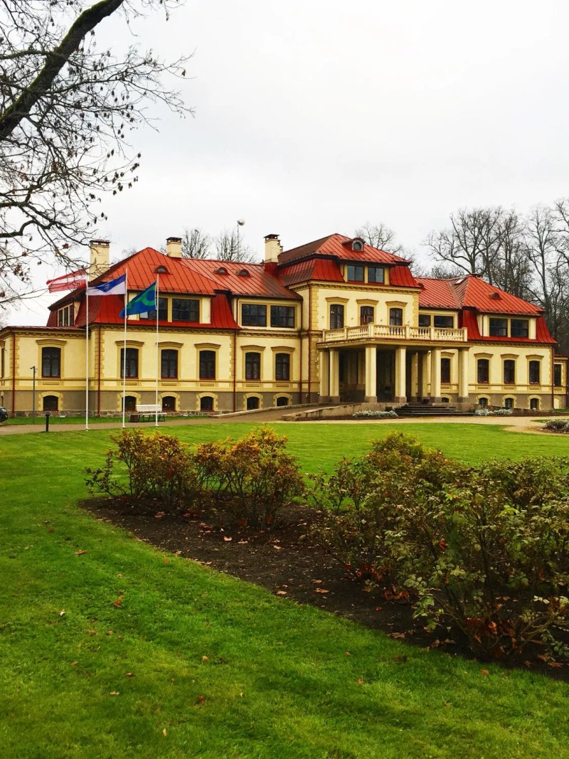 Dikļi Manor