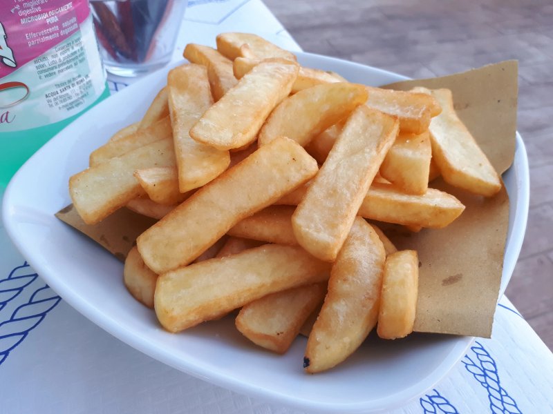 Tauro's Pub & Grill