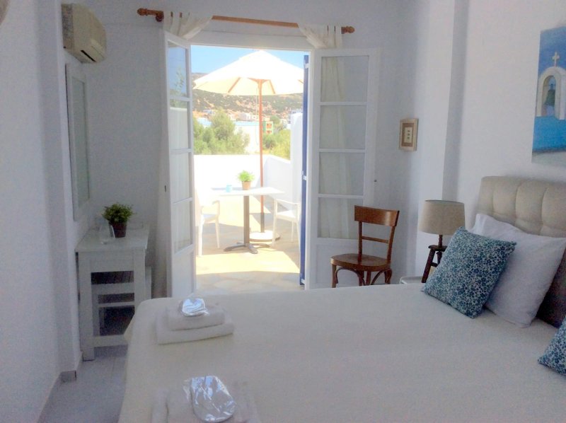 Evi Evan Hotel