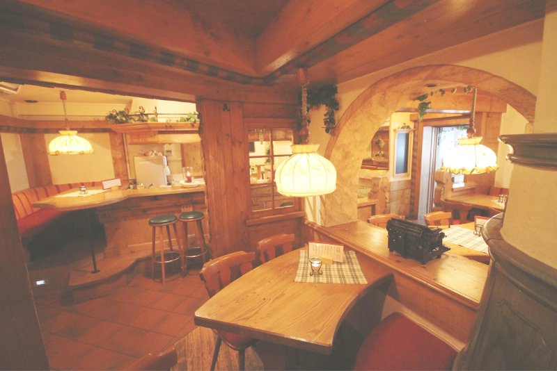 Bier- und Weinstube Vis a Vis
