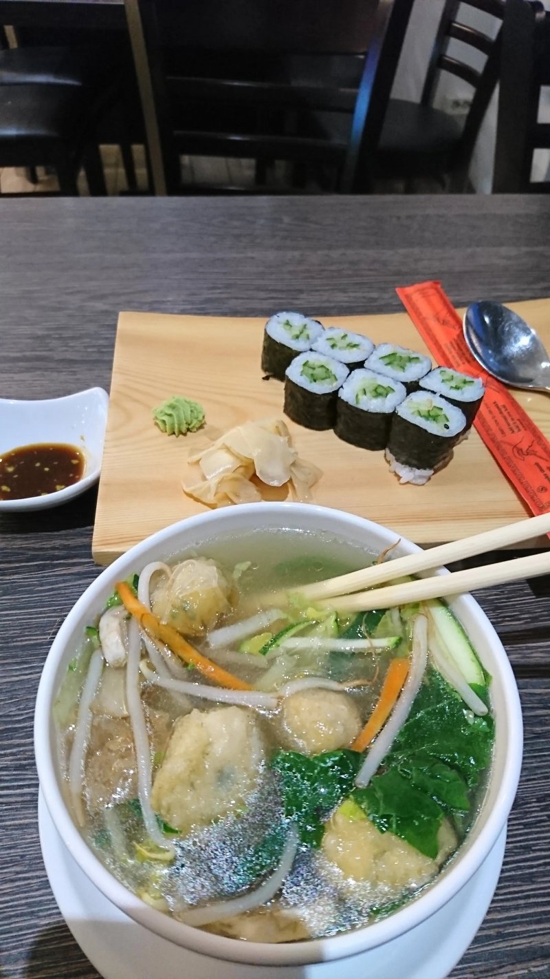 Makalu Kitchen
