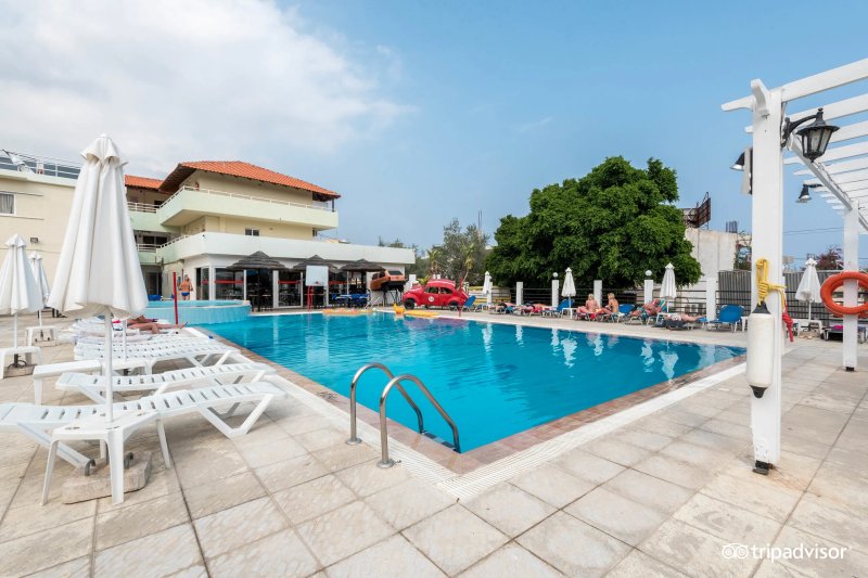 Tinas Plus Hotel Faliraki