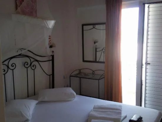 Estella Hotel
