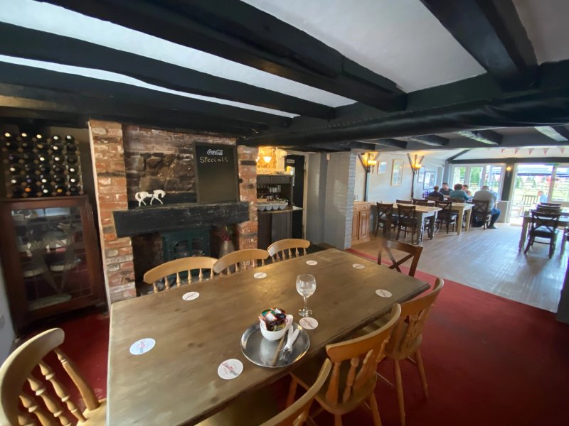 White Horse Inn and Restaurant