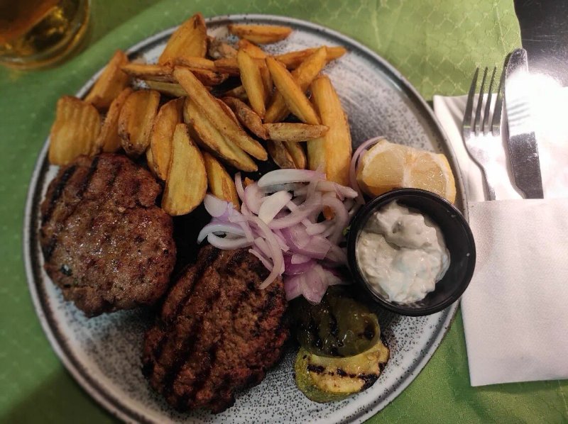 Nisos Restaurant