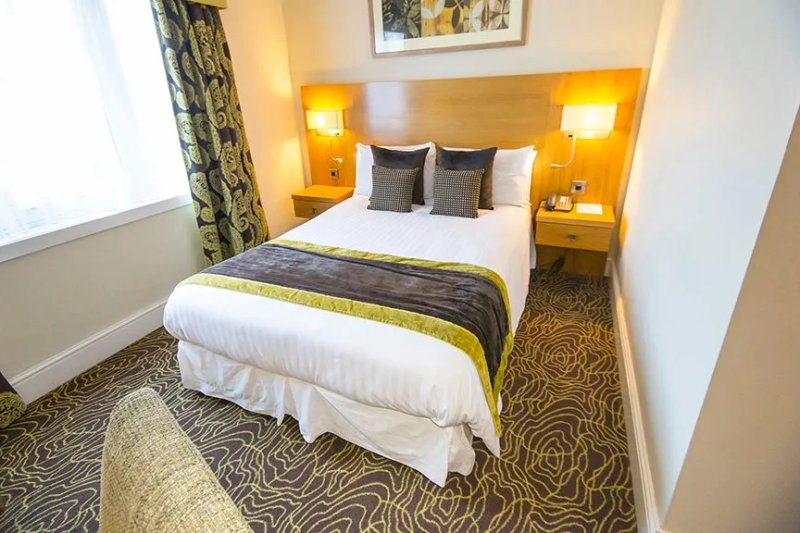 Holiday Inn Kenilworth - Warwick, an IHG hotel
