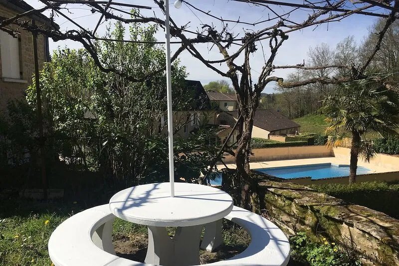 Small house in Sarlat with swimming pool, terrace and parking space