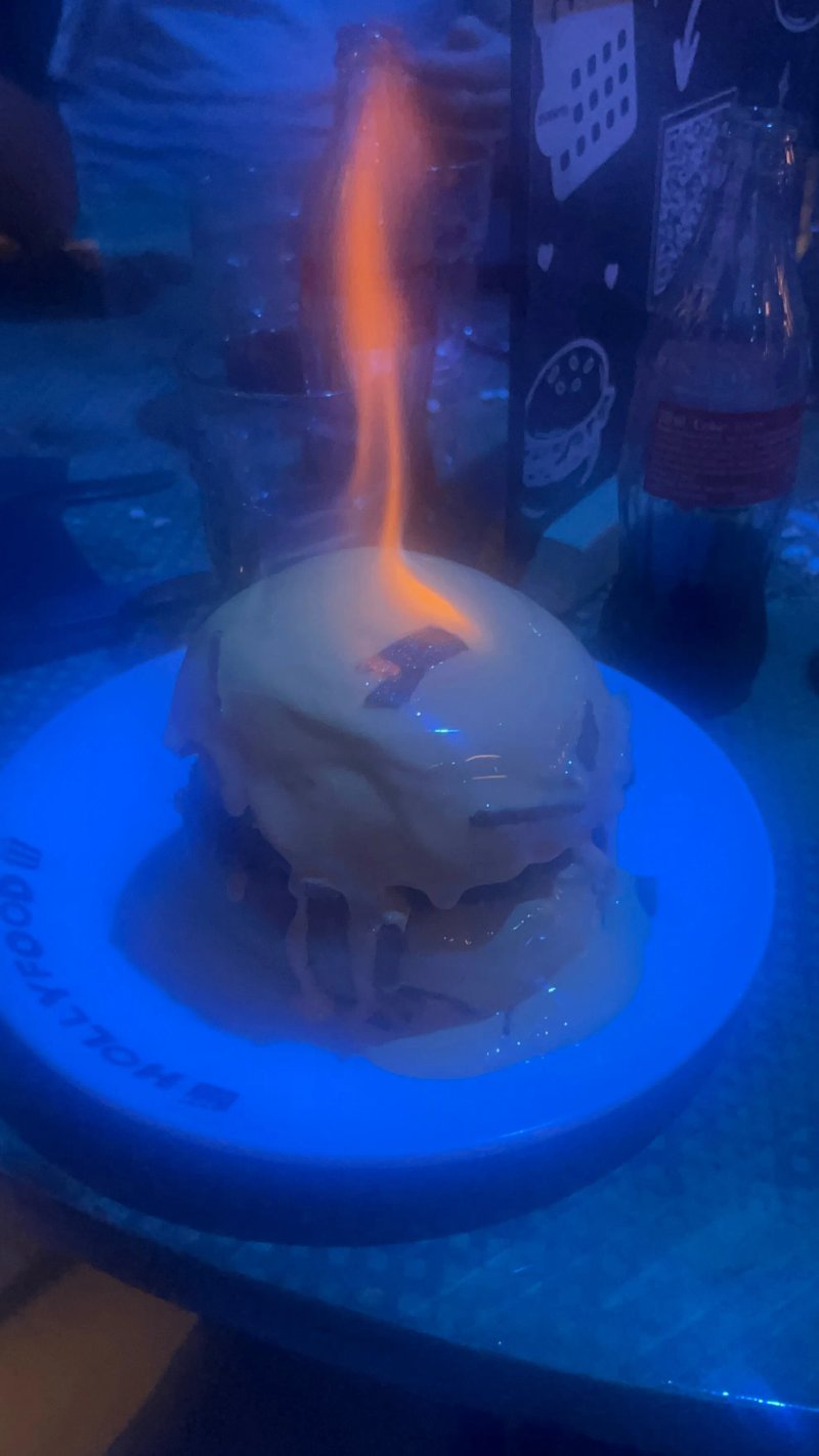 Hollyfood
