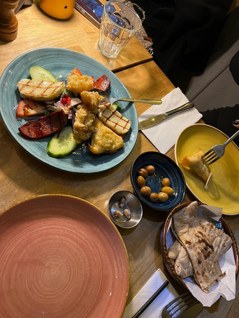Istanbul Cafe & Bistro