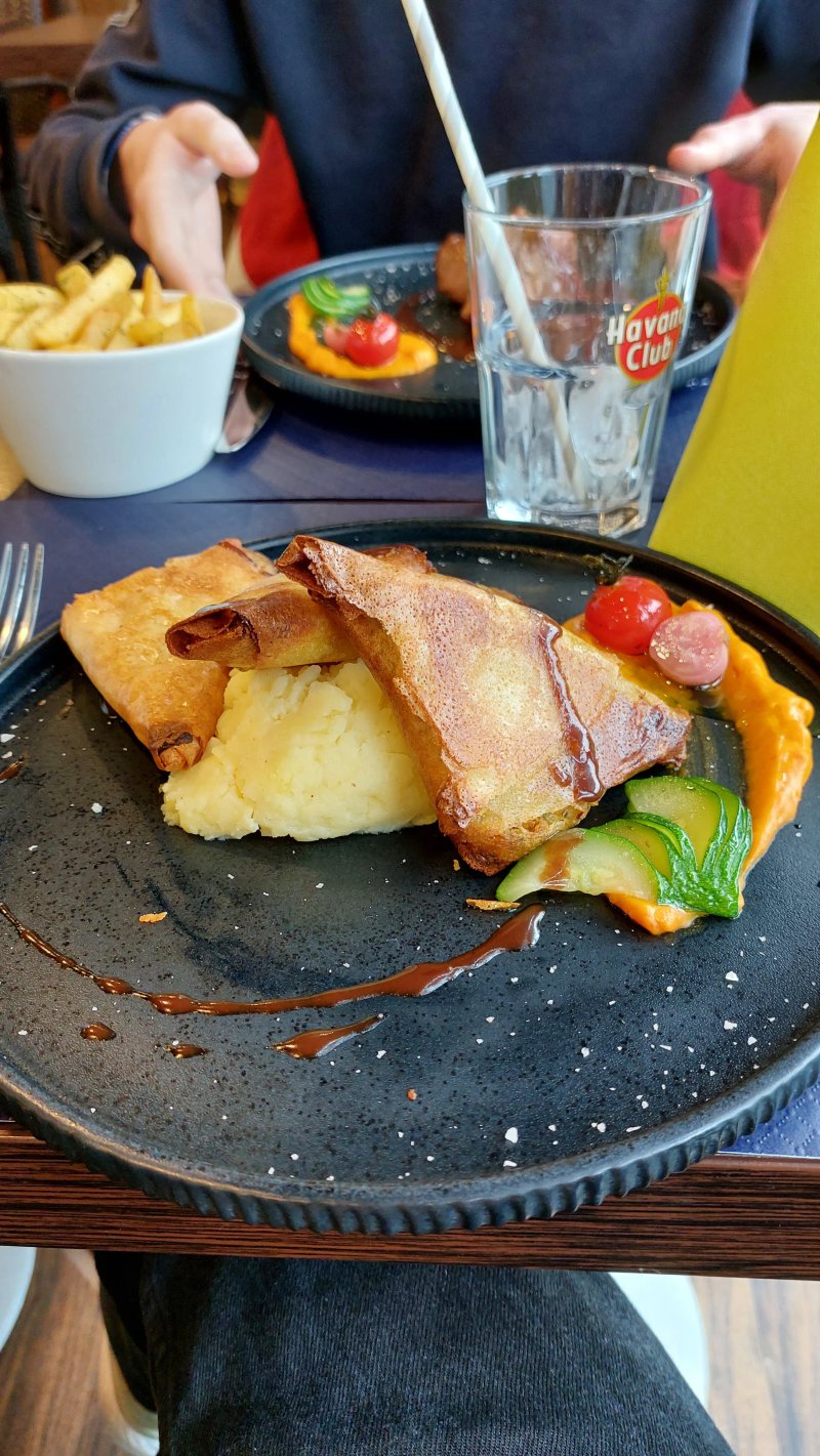 Restaurant le 15