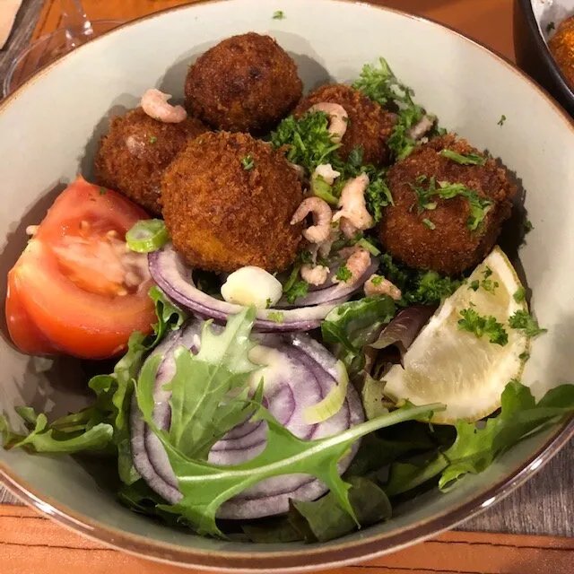 Apero Fish Palace