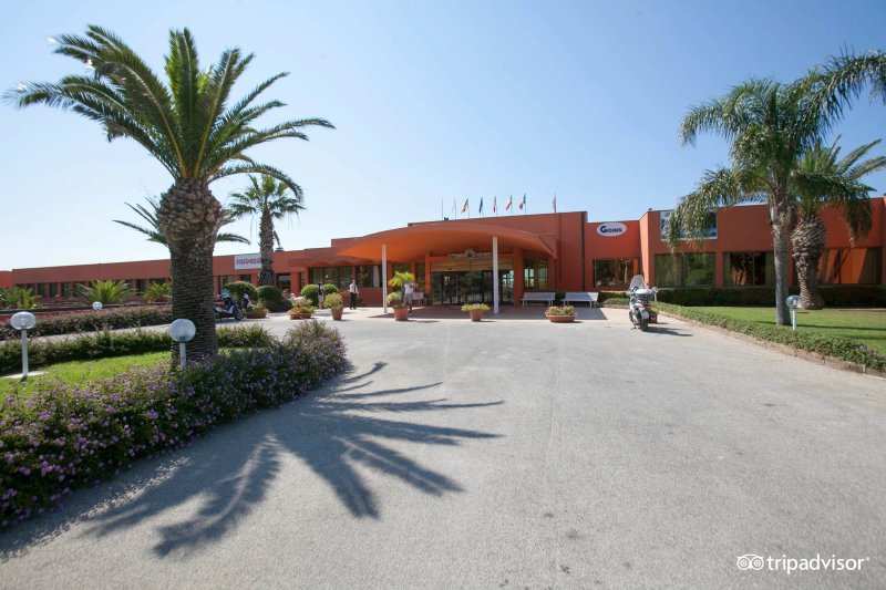 Mangia's Torre Del Barone Resort & Spa