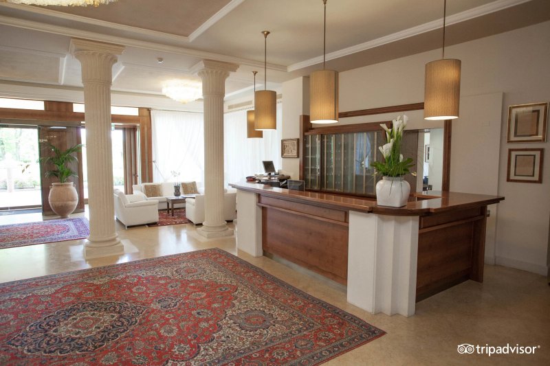 Hotel Terme Neroniane