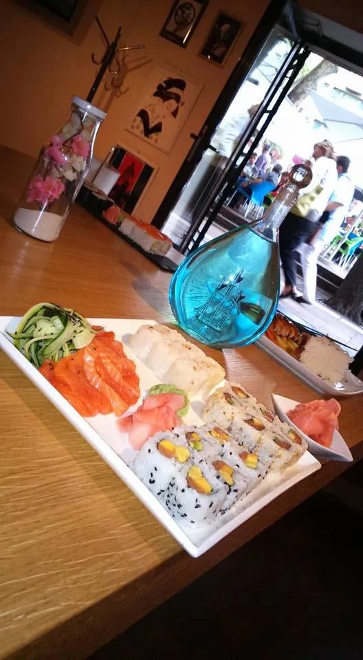 Moon Sushi & Fusion Food