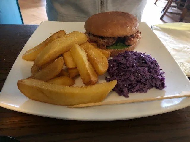 Dores Inn