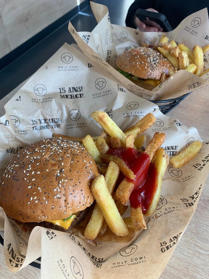 Holy Cow! Gourmet Burger Co. LAUSANNE CHENEAU-DE-BOURG