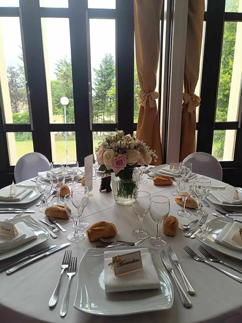 Hotel Le Grand Monarque