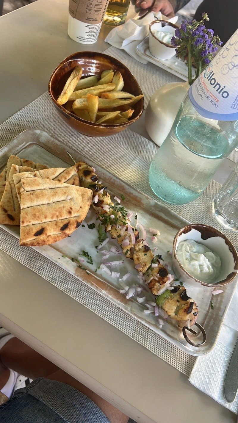 Golden Olympiade Peridis Restaurant
