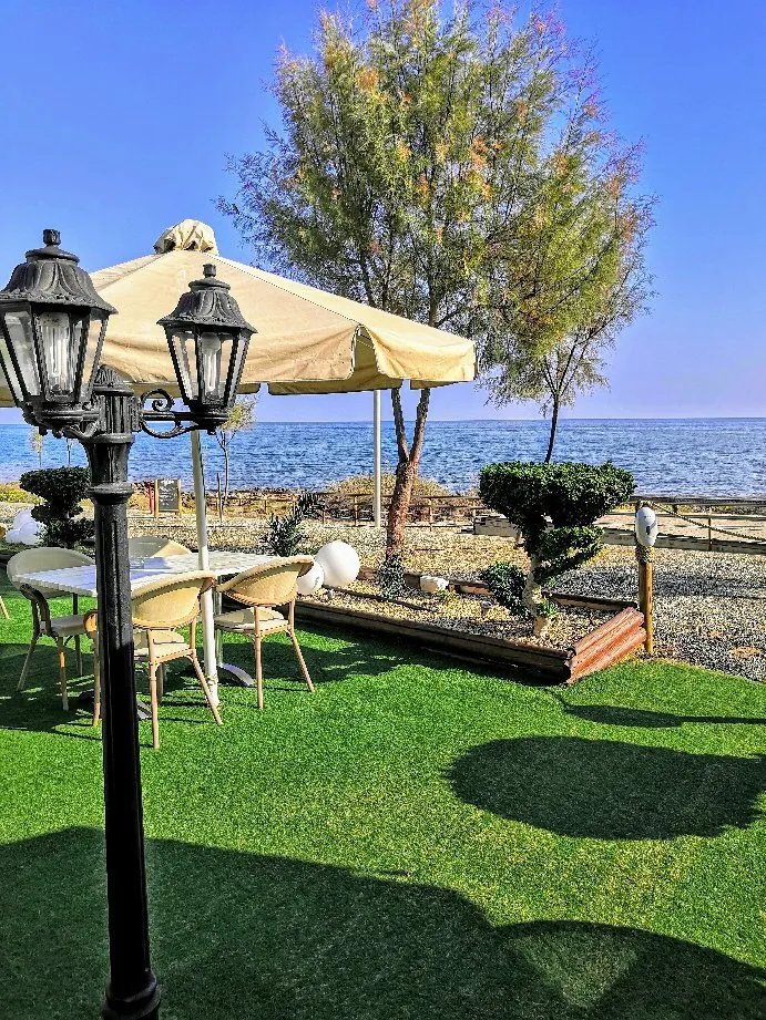 Zafeiro's Bar Restaurant