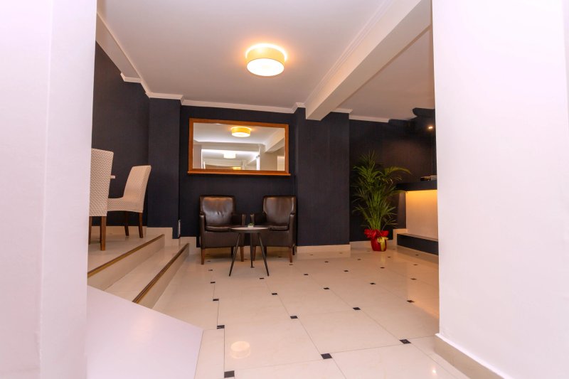 Kosmopolit Hotel