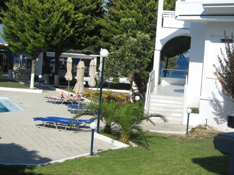 Lomeniz Blue Hotel