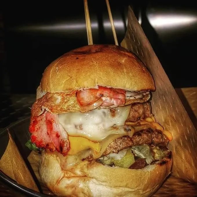 Burger Queen Street Food
