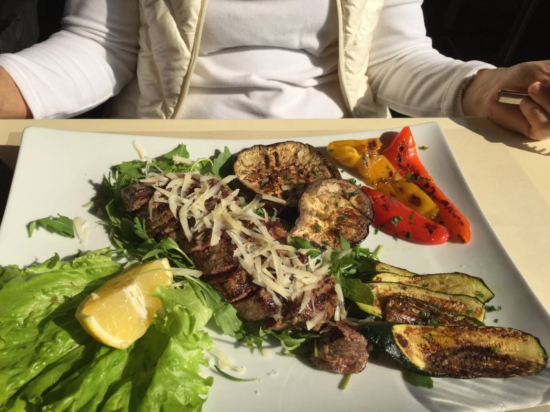Jes Barloungefood