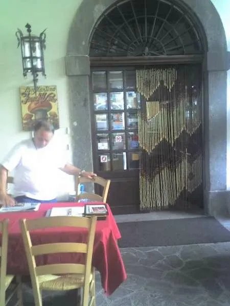 Trattoria-Pizzeria-Enocacioteca il Moderno