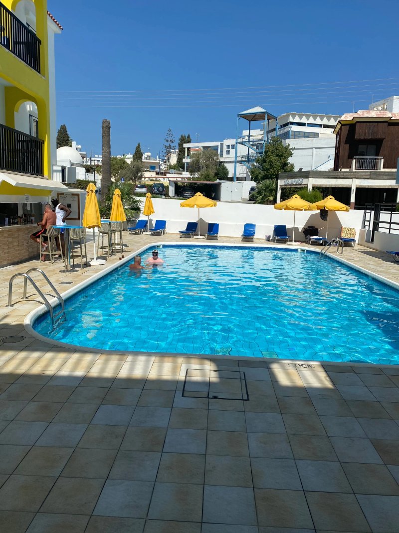 Sea CleoNapa Hotel