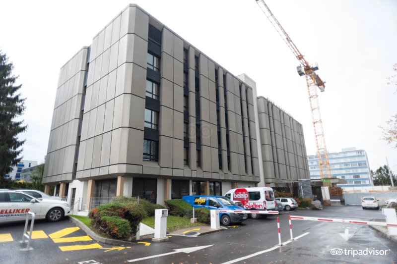 Nash Airport Hotel