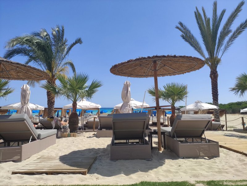 Lasmari Beach Bar