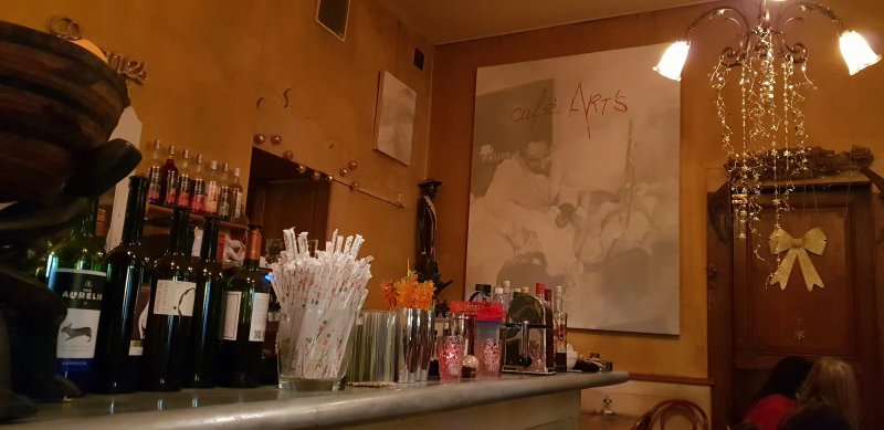 Cafe Restaurant Art's