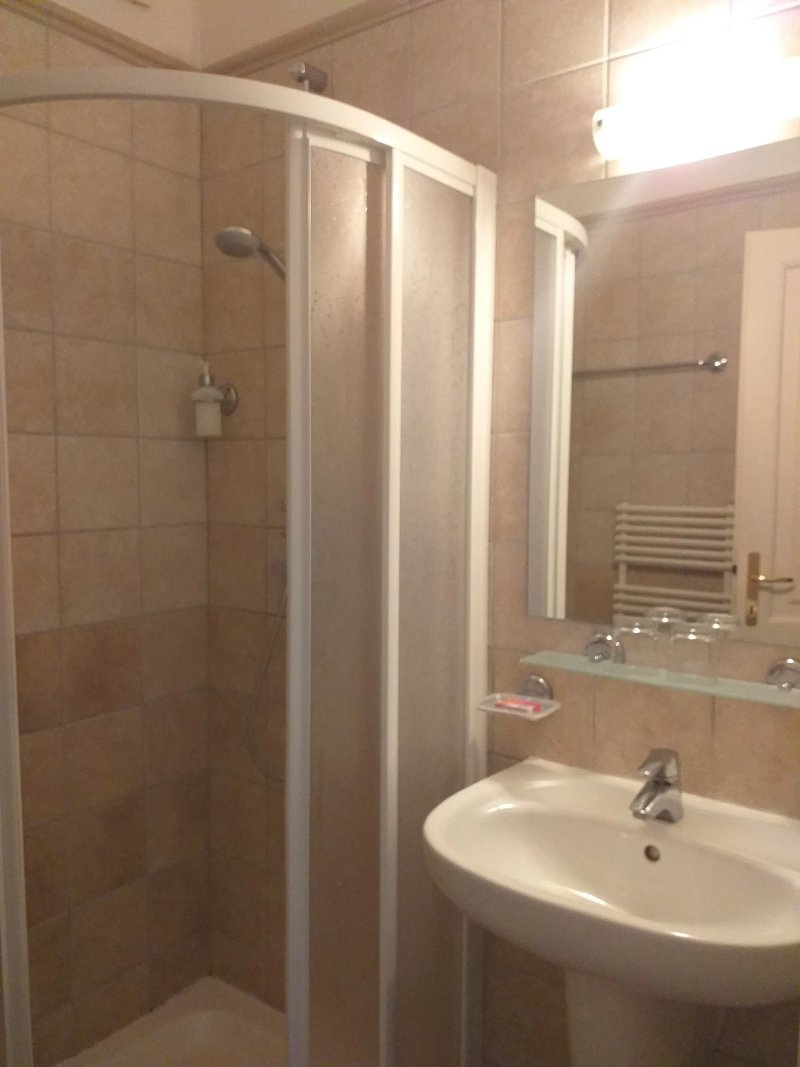 Fonix Hotel