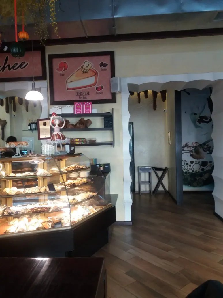 Cafe Bouchee