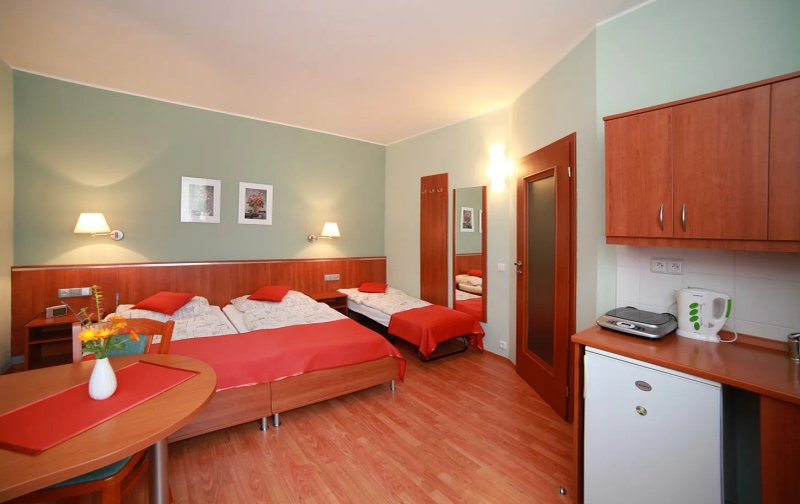 Garni Hotel/Pension Fan
