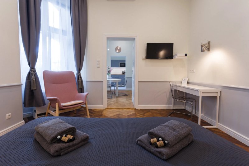Angel House Aparthotel