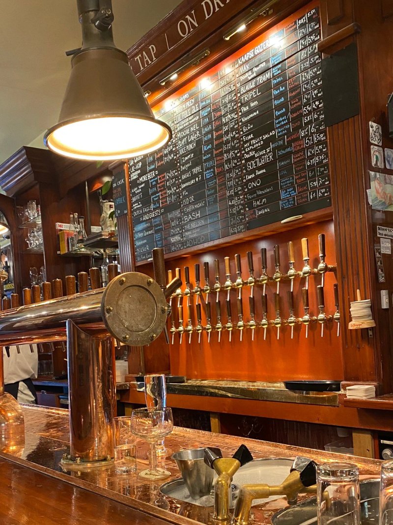 Arendsnest Dutch Beer Bar