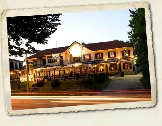 Johnnie Fox's