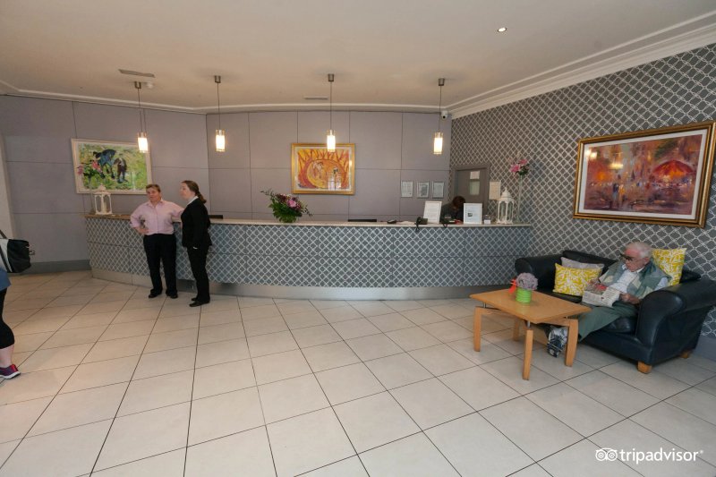 Springhill Court Hotel