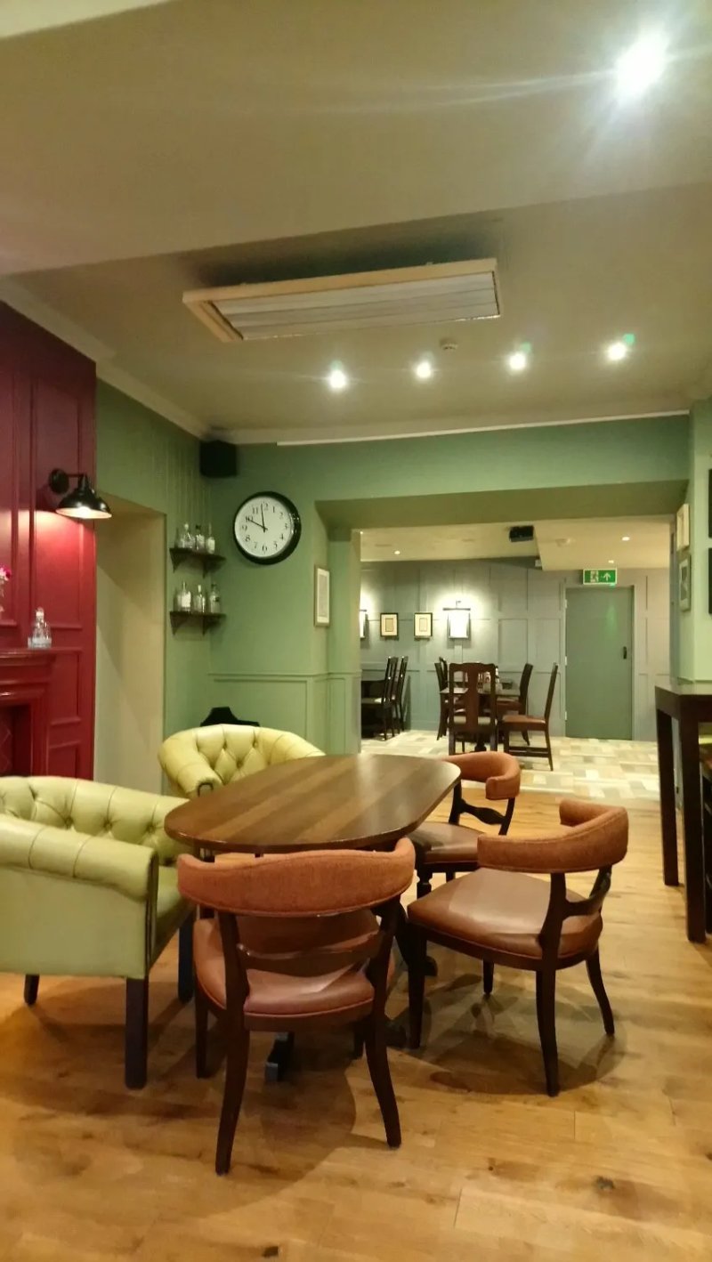 Waverley Hotel