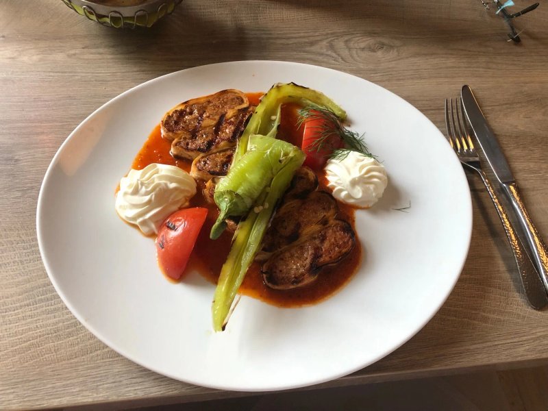 Lezzet Restaurant
