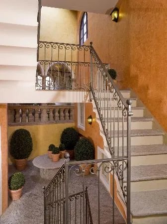 Hotel Pironi