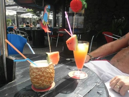 Surfwings Bar