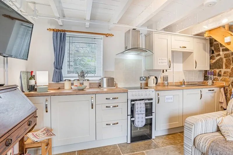 Tadpole Cottage - One Bedroom House, Sleeps 2